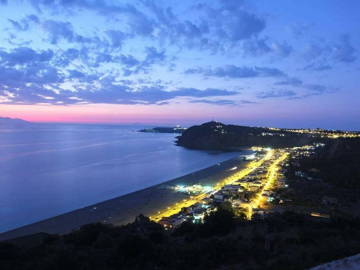 Le Casette Di Ponente Milazzo Exterior photo