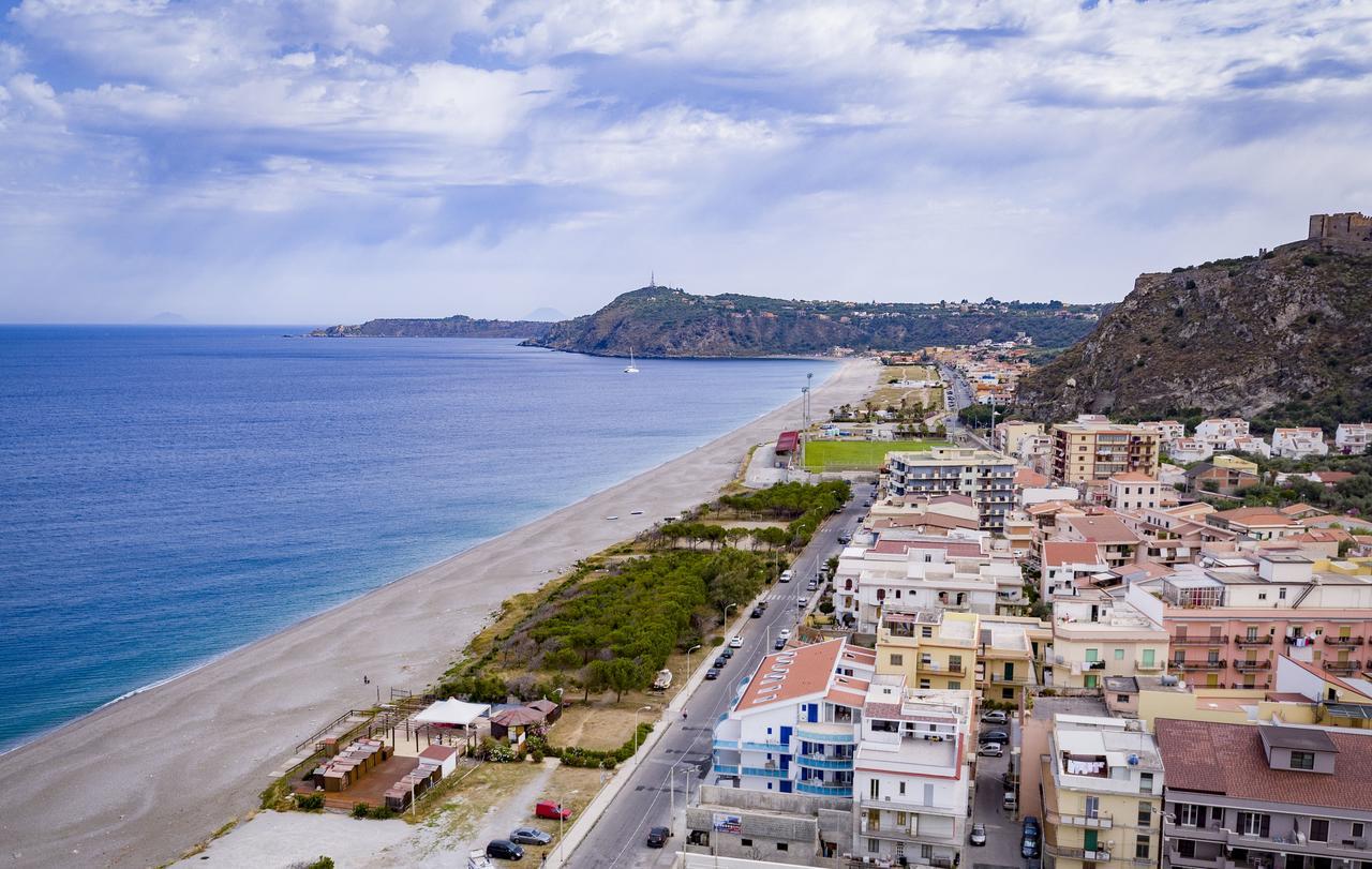 Le Casette Di Ponente Milazzo Exterior photo