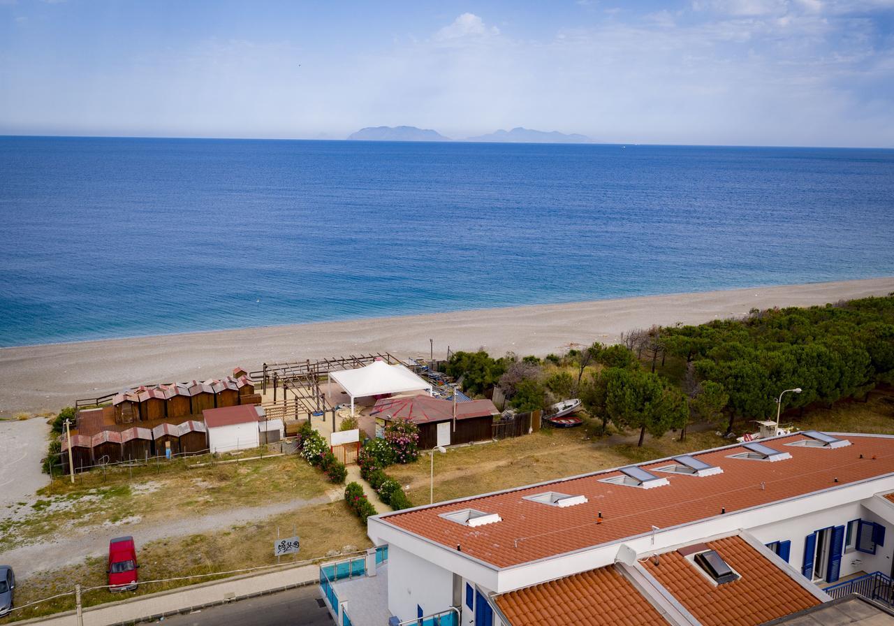 Le Casette Di Ponente Milazzo Exterior photo